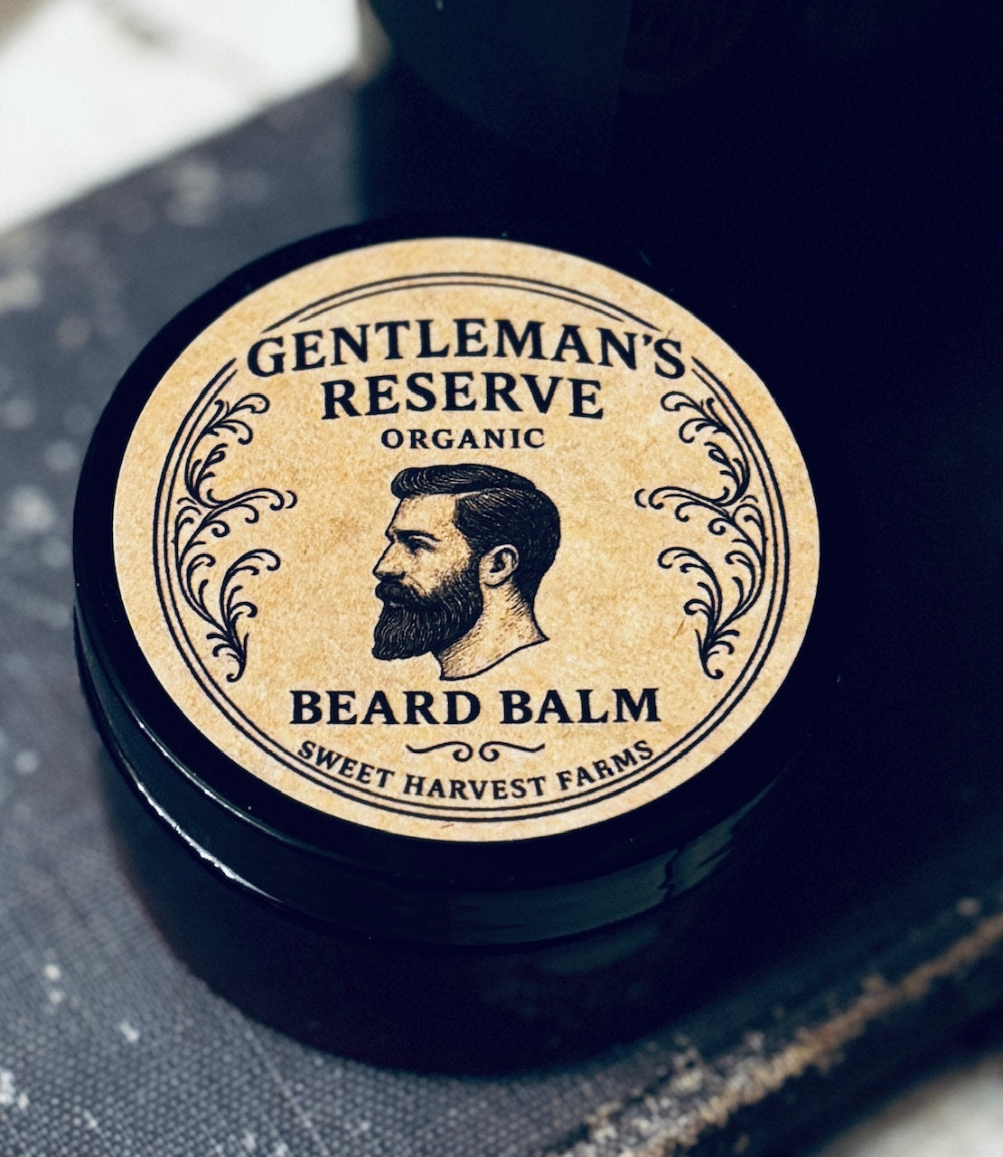 organic, clean and pure beard blam. made in small batches. tame your facial hair naturally