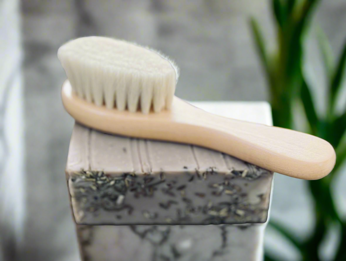 Sweet Harvest Farms Face brush is good for your face and helps to gently exfoliate