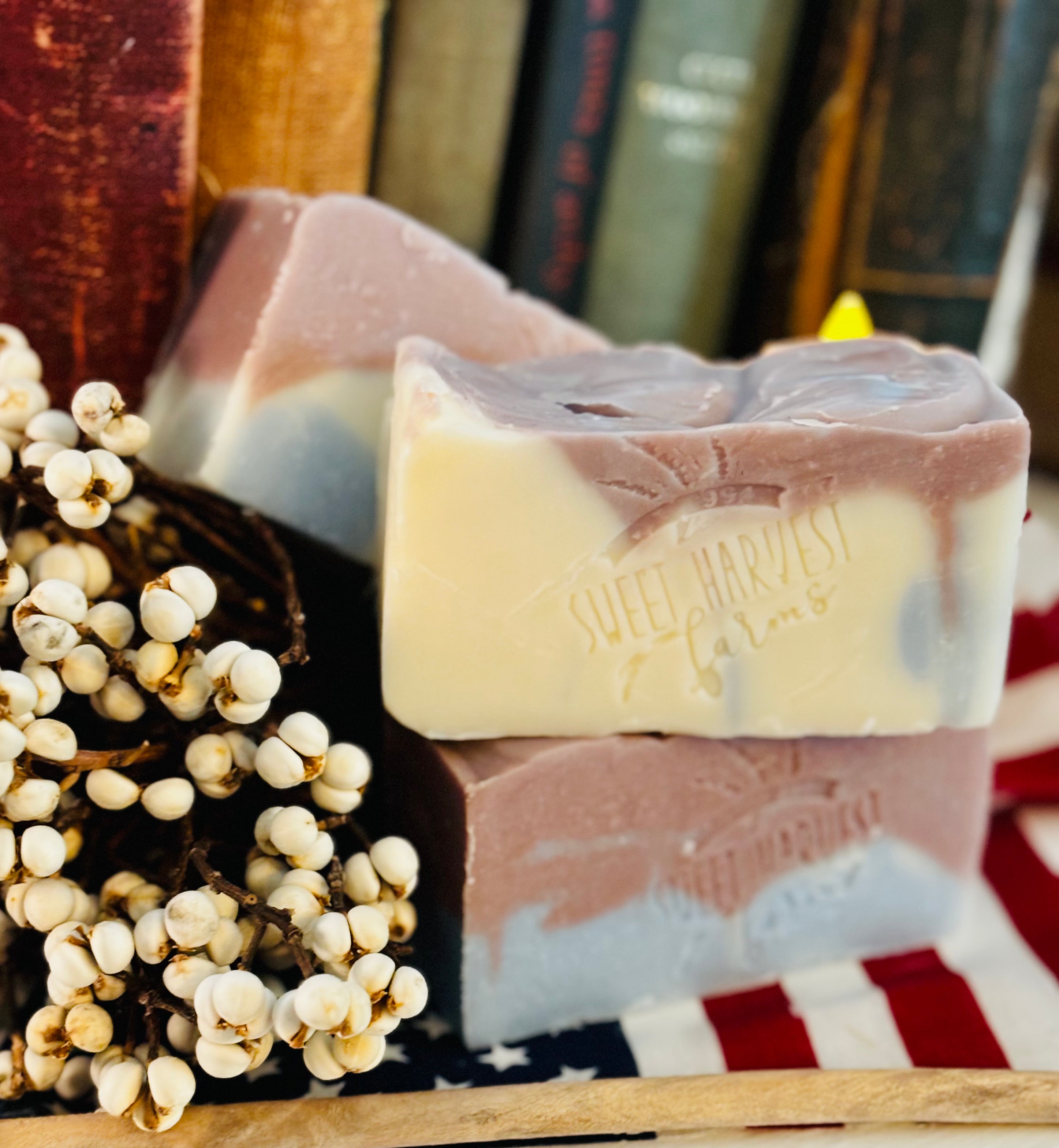 Americana Organic Handmade Soap Bar – 7 oz | Sweet Harvest Farms