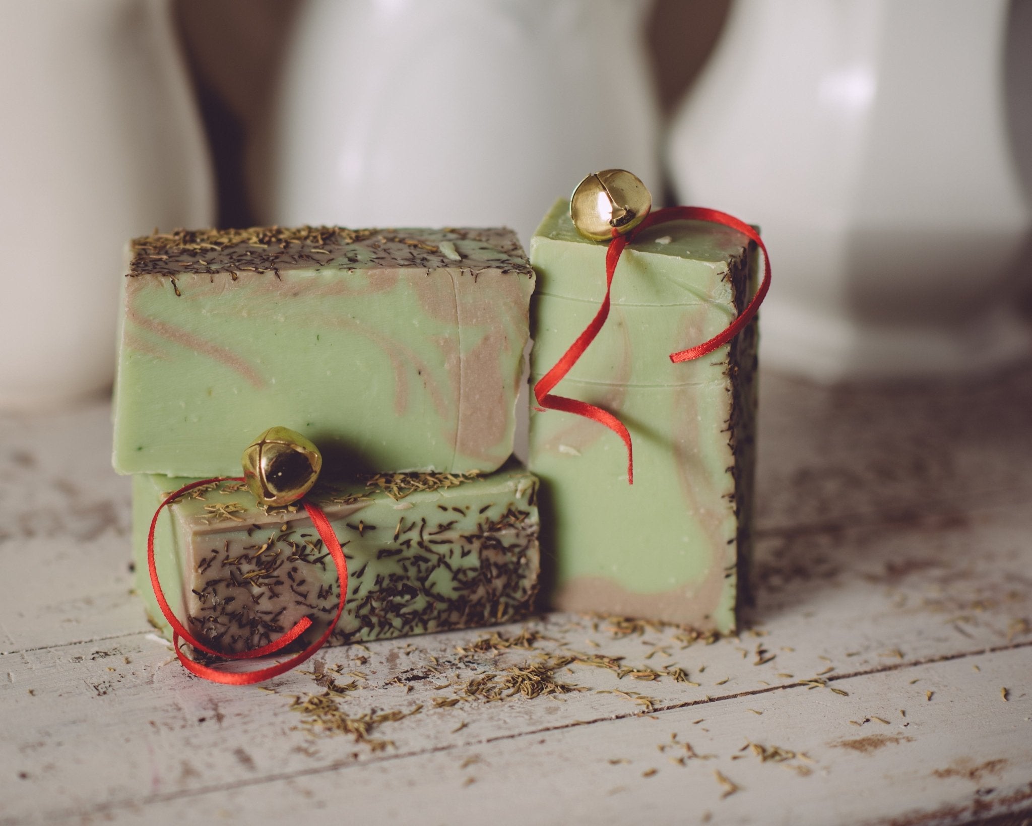 Christmas Thyme Organic Handmade Soap – Earthy, Cozy & Herbaceous | Sweet Harvest Farms - Sweet Harvest FarmsSeasonal SoapSweet Harvest Farms